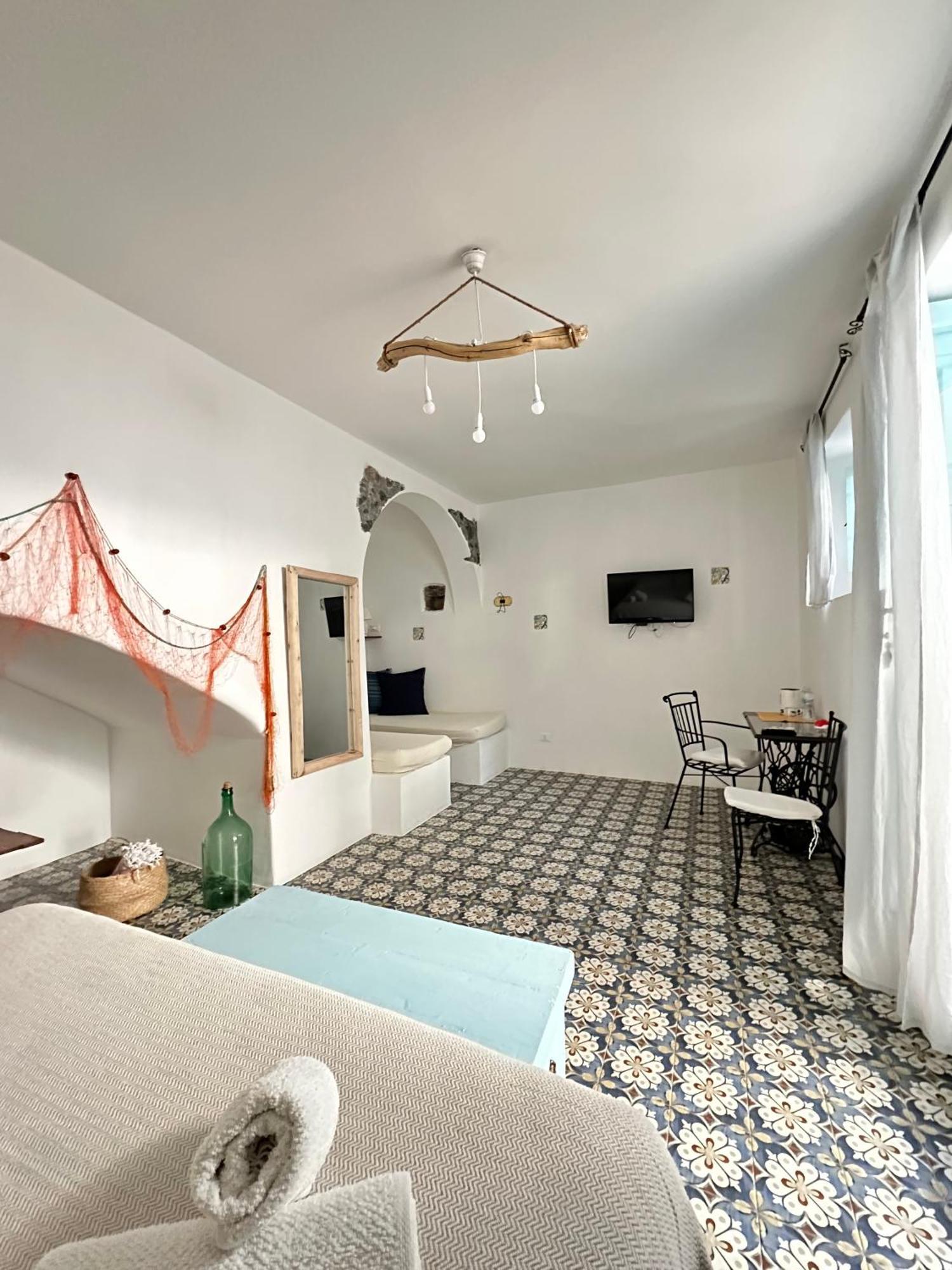 Bed and Breakfast Antica Dimora Santa Marina Salina Zewnętrze zdjęcie