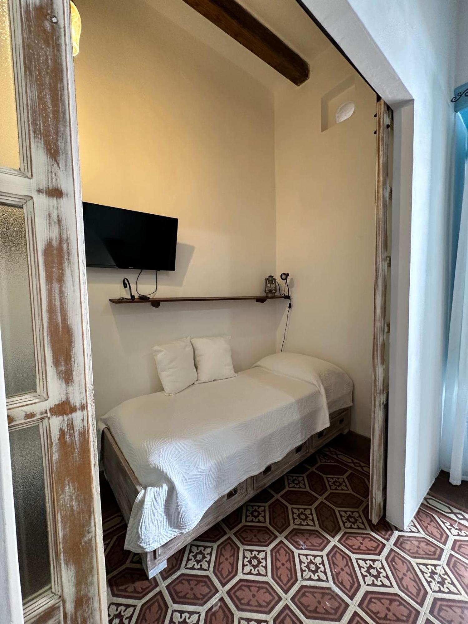 Bed and Breakfast Antica Dimora Santa Marina Salina Zewnętrze zdjęcie