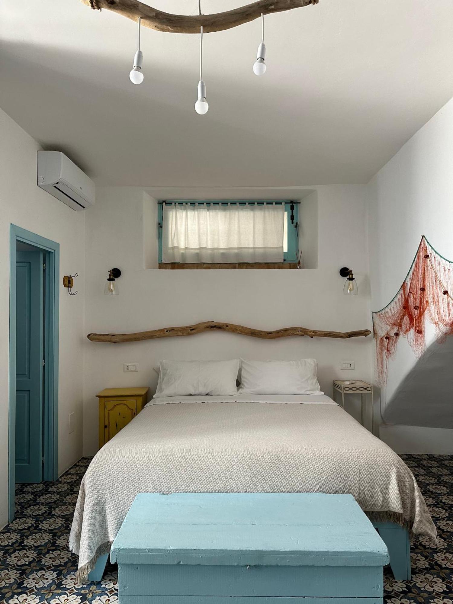 Bed and Breakfast Antica Dimora Santa Marina Salina Zewnętrze zdjęcie