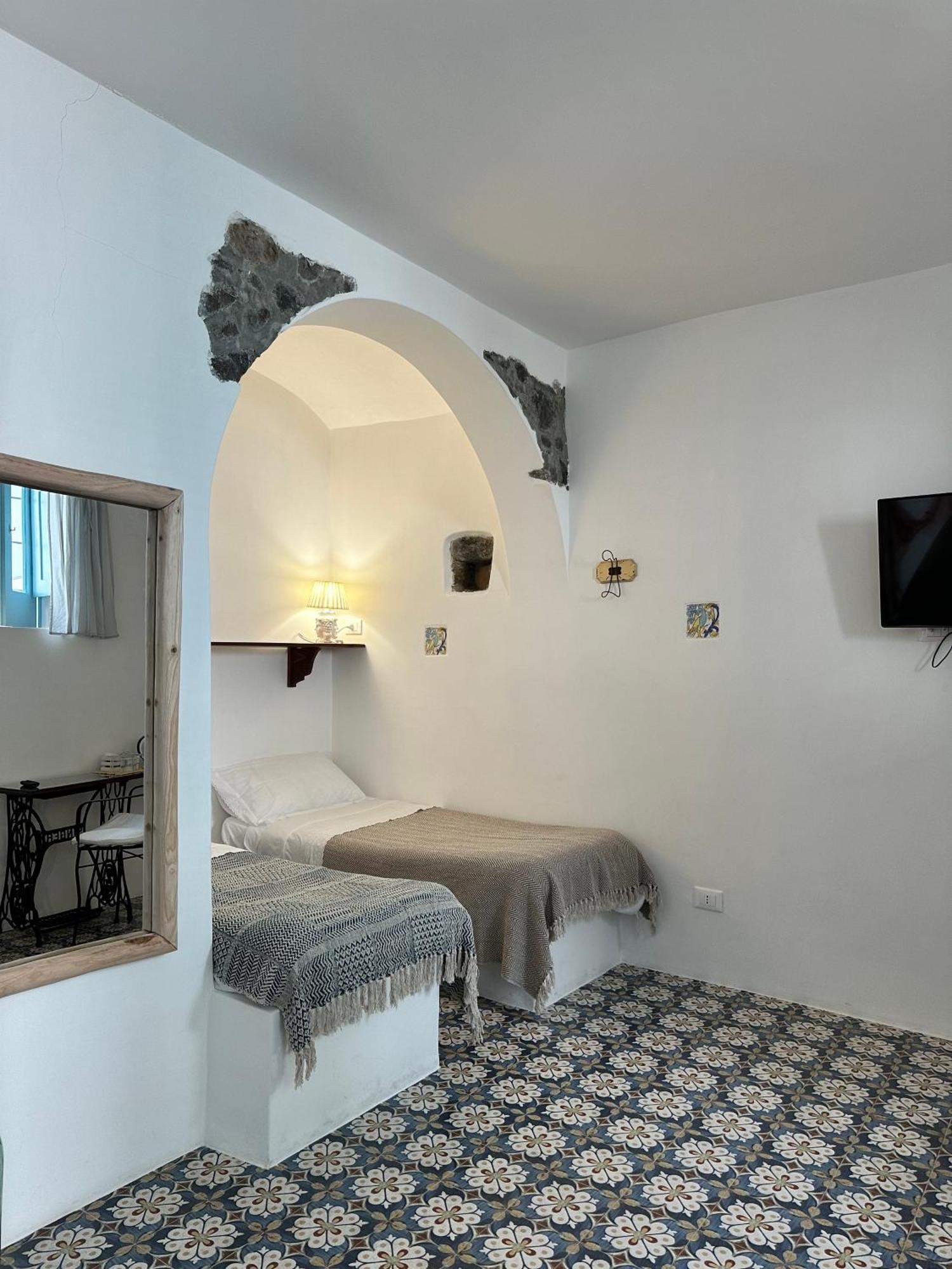 Bed and Breakfast Antica Dimora Santa Marina Salina Zewnętrze zdjęcie
